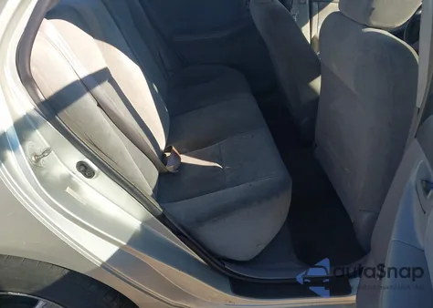 2003 Toyota Corolla Ce z USA, uszkodzony, nr VIN JTDBR32EX30004117